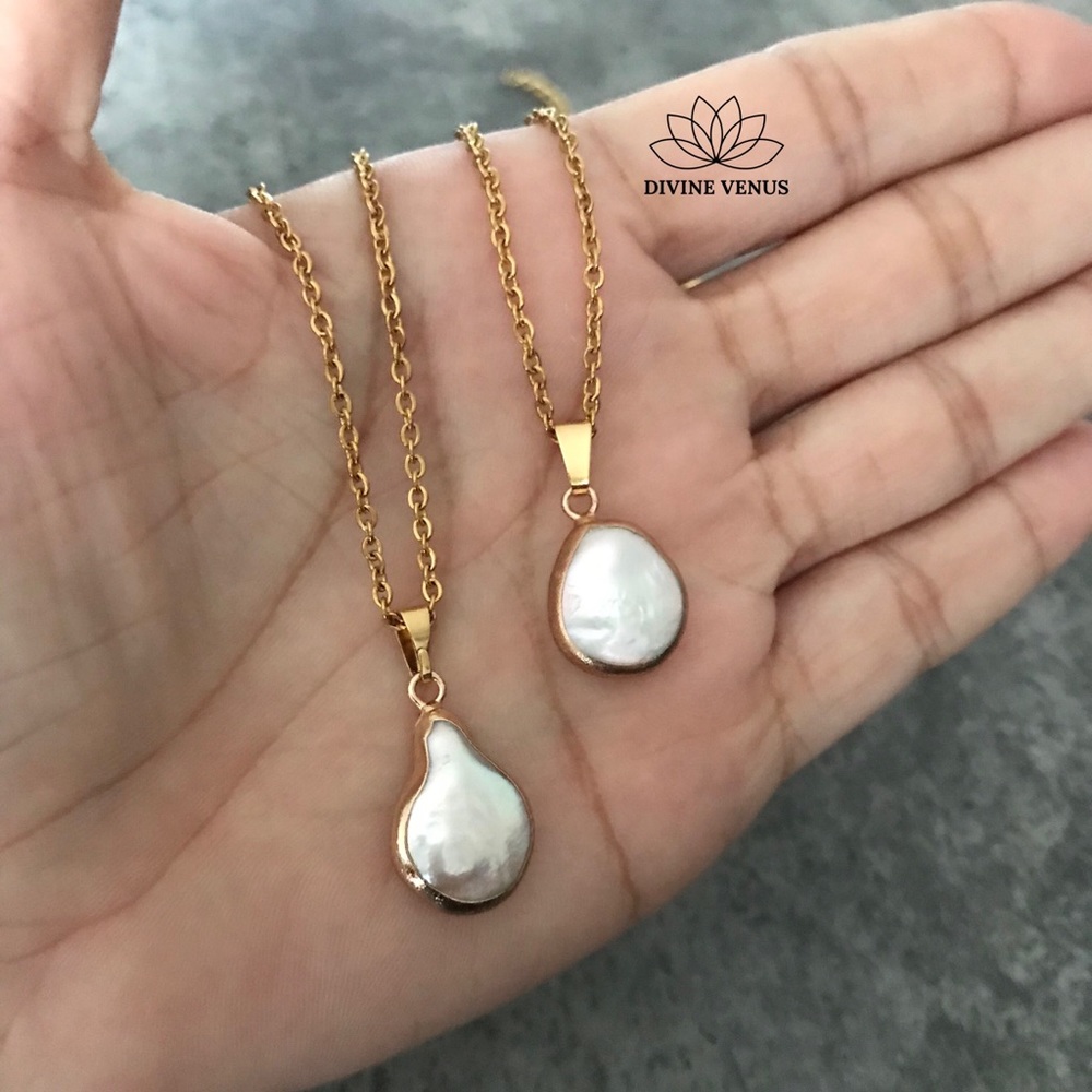 Natural Cultured Freshwater Pearl Necklace - Picture 3 of 8